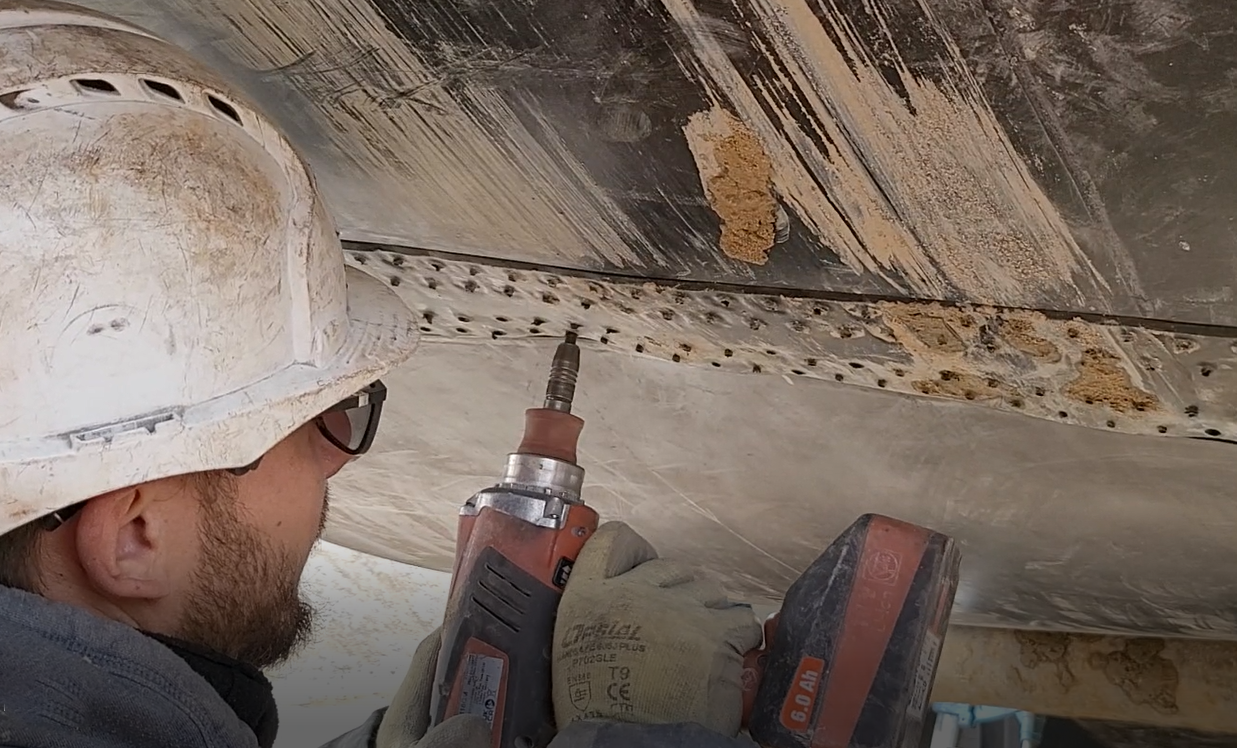 MLT Group - Destornillador SUPER-SCREW 2024