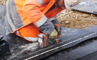 MLT_Group SUPER-SCREW 63.png